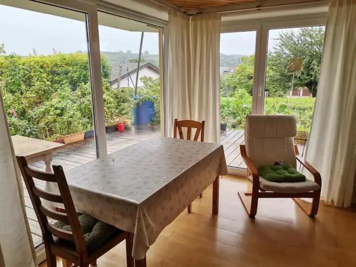 Schoene Ferienwohnung Mit Terrasse Malterdingen Eksteriør bilde